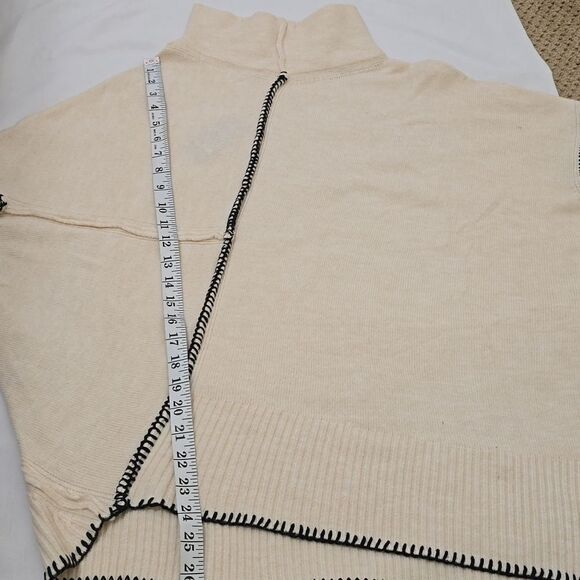 BKE OVERSIZED ASYMMETRICAL TUNIC SIZE SMALL. - Picture 6 of 12